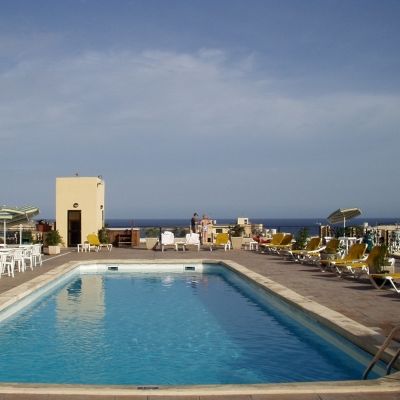 The Crown Hotel Buġibba Exterior foto